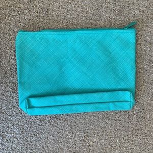 Thirty one zipper pouch
